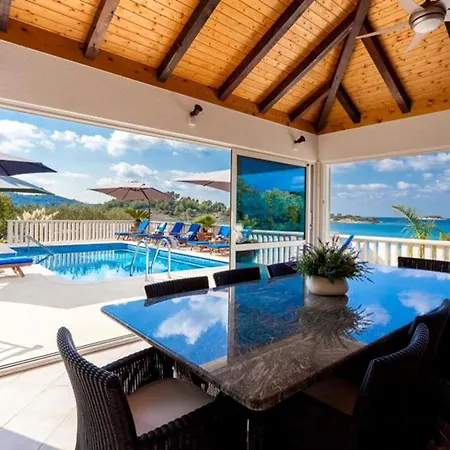 Villa Beachfront Gradina *