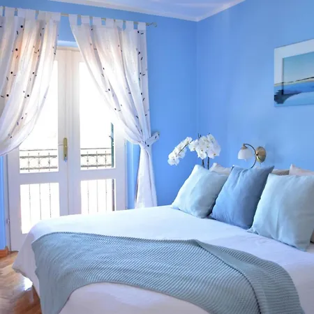 Beachfront Gradina Villa *